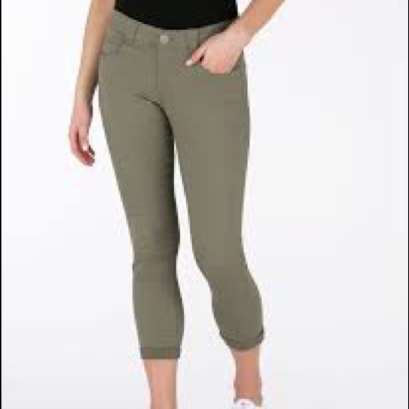 Democracy Denim - DEMOCRACY "AB"SOLUTION CROP SKINNY JEAN SIZE 10